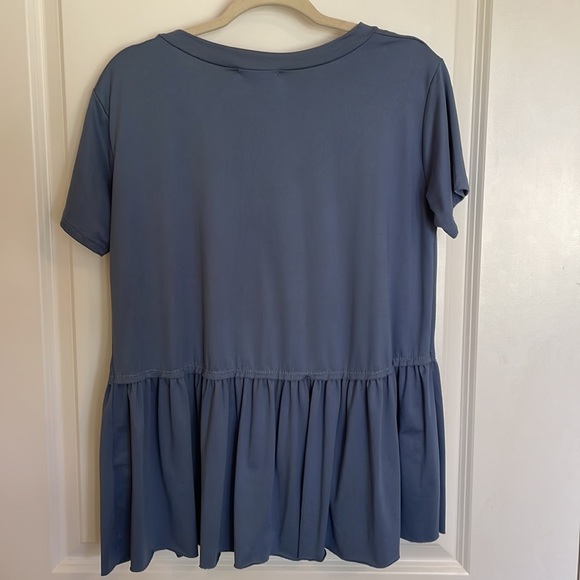 Entro Peplum Tee - Picture 2 of 2